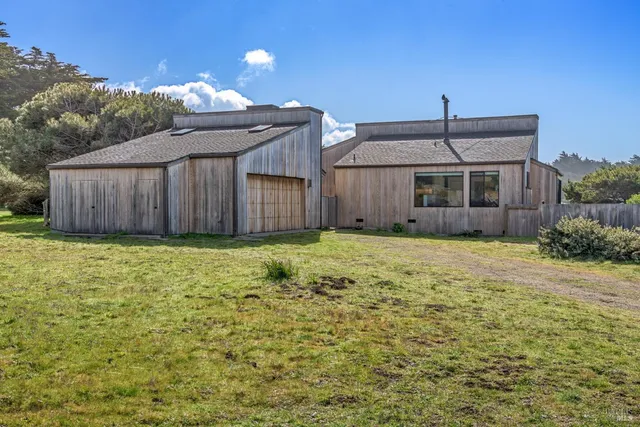 $1,695,000 | 122 Mast Head Reach, The Sea Ranch, CA 95497