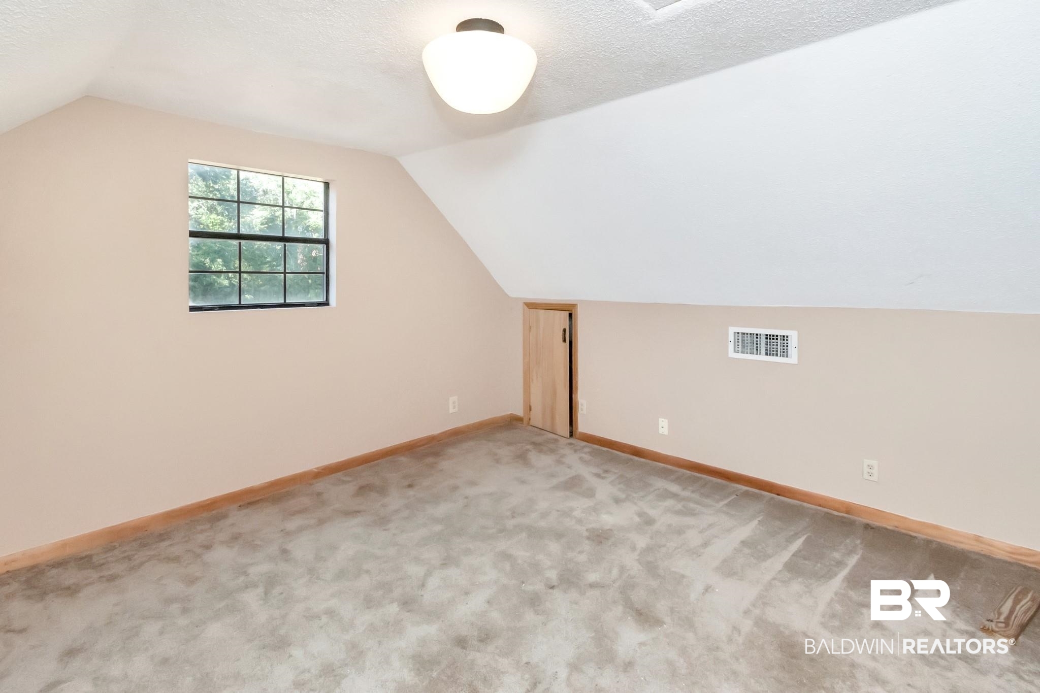 2502 Junius Lane Mobile, AL 36618 - Photo 36 of 41