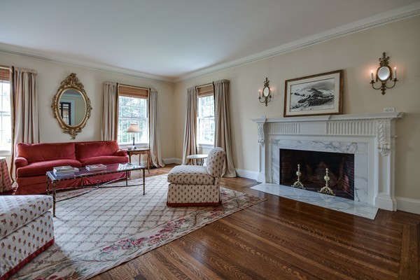 91 Middlesex Road Brookline, MA 02467 - Photo 5 of 27