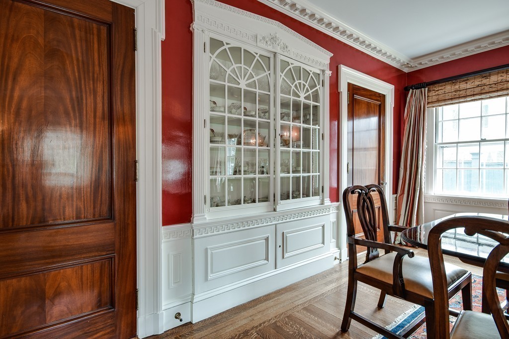 91 Middlesex Road Brookline, MA 02467 - Photo 7 of 27
