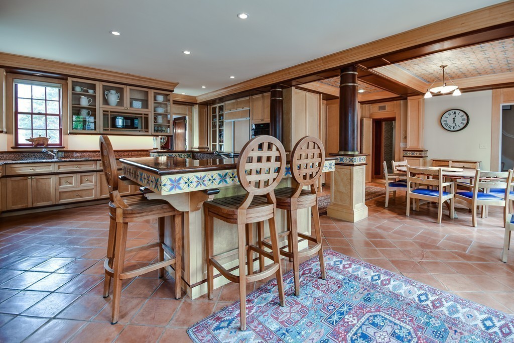 91 Middlesex Road Brookline, MA 02467 - Photo 10 of 27