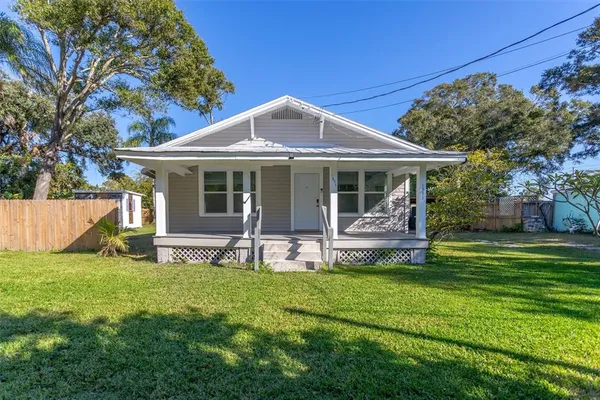 $2,400 | 1571 South Myrtle Avenue, Clearwater, FL 33756