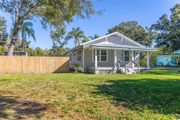 $2,400 | 1571 South Myrtle Avenue, Clearwater, FL 33756