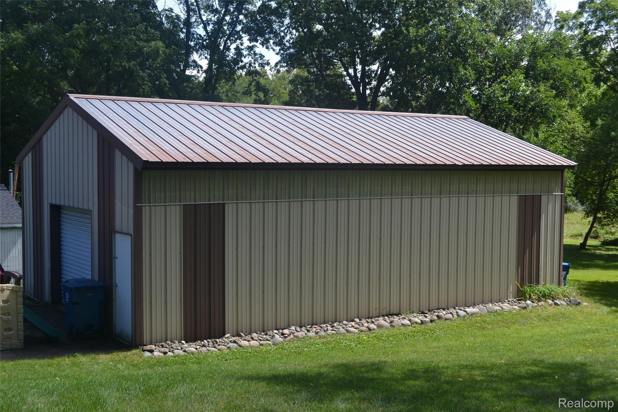 731 Academy Road Holly, MI 48442 - Photo 5 of 19 DSC_0986.JPG