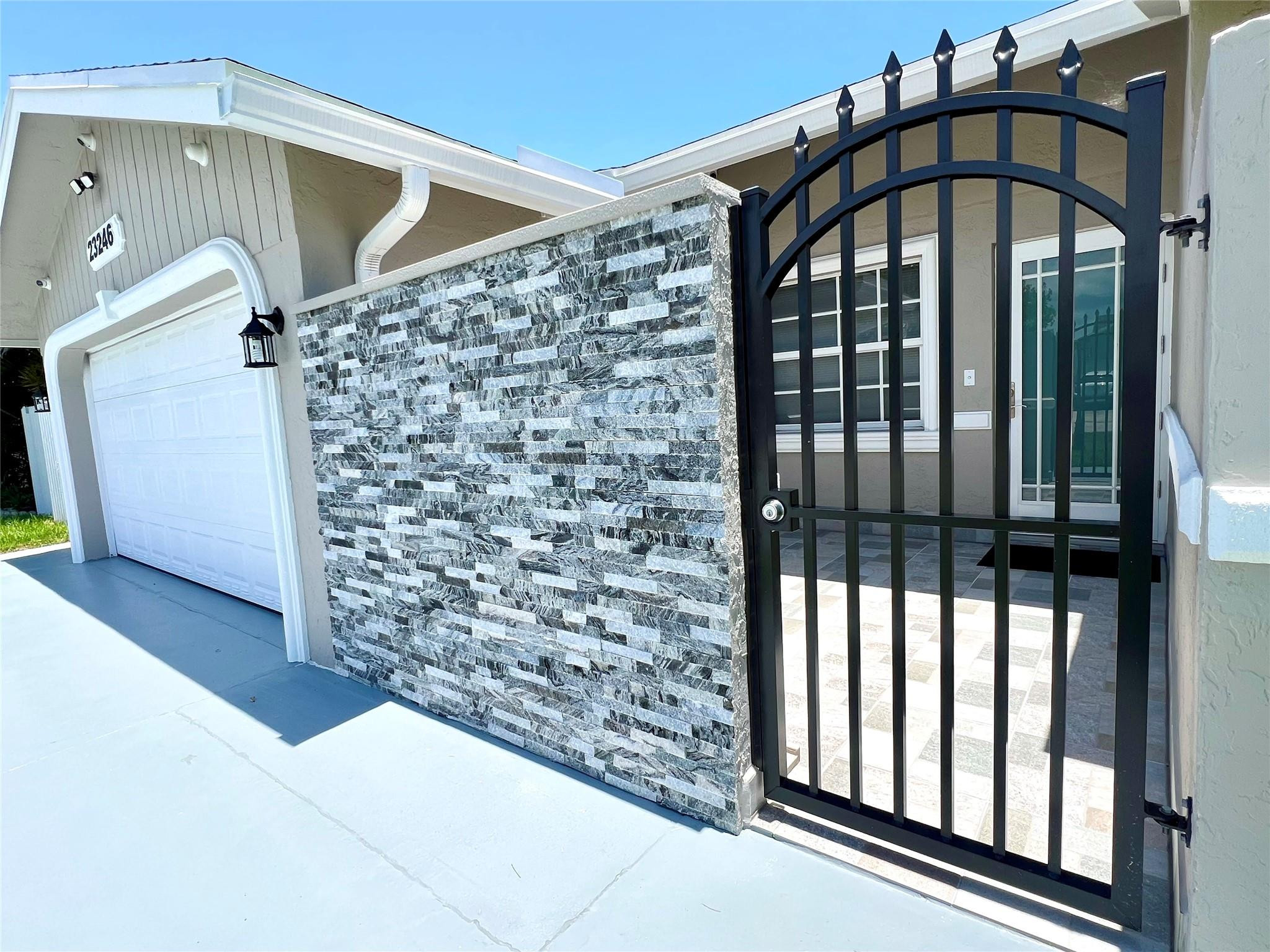 23246 Southwest 61st Avenue Boca Raton, FL 33428 - Photo 4 of 69 Photo 4