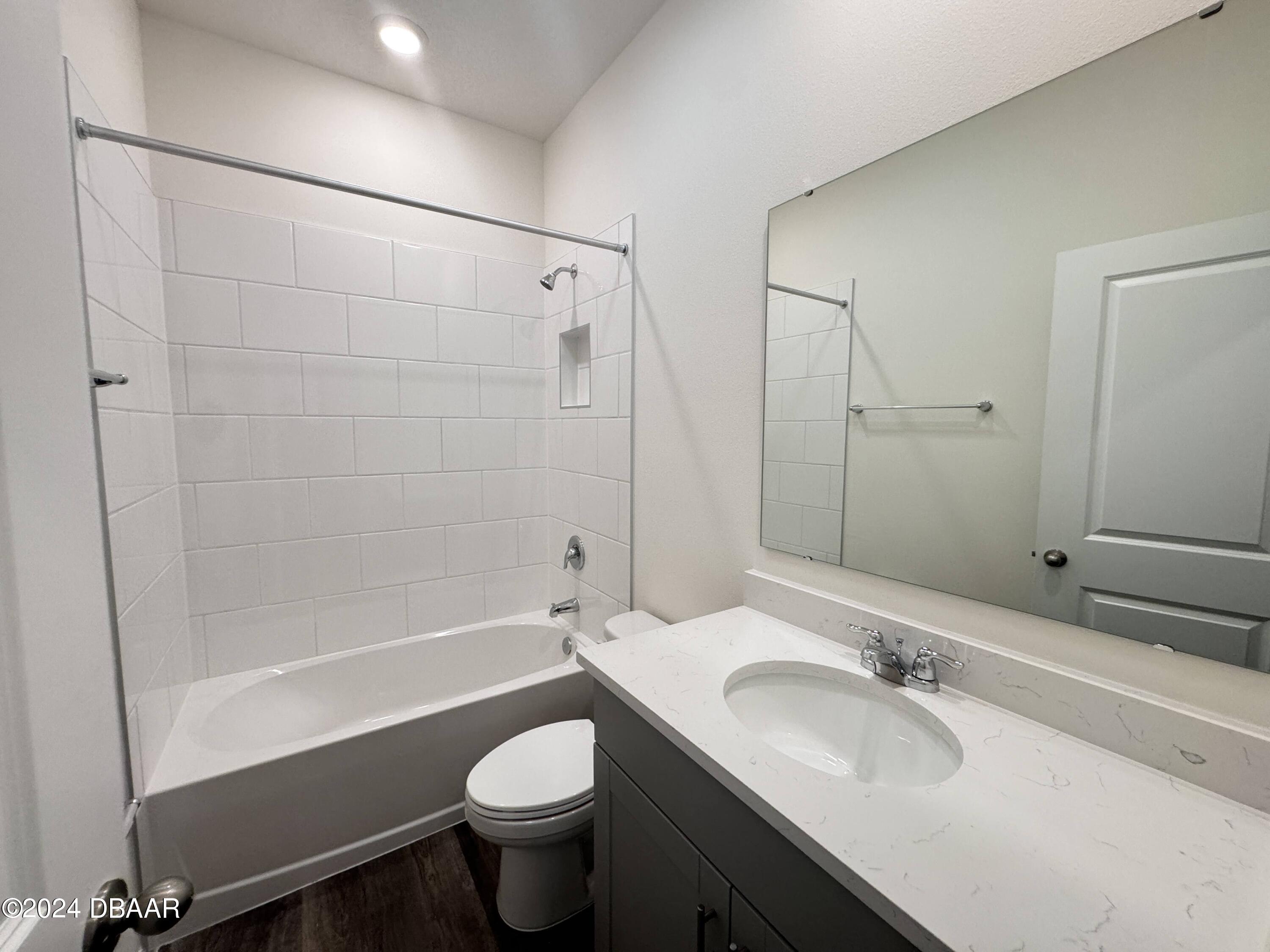 341 Merimont Lane Ormond Beach, FL 32174 - Photo 26 of 36 Guest Bathroom 2
