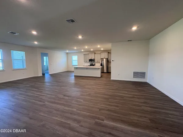 $2,895 | 341 Merimont Lane, Ormond Beach, FL 32174