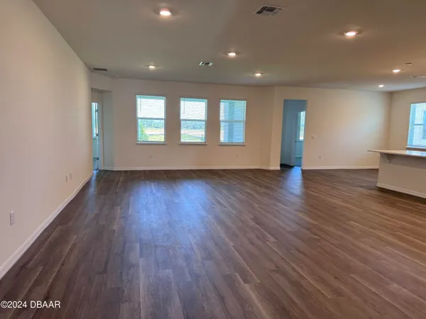 $2,895 | 341 Merimont Lane, Ormond Beach, FL 32174