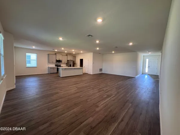 $2,895 | 341 Merimont Lane, Ormond Beach, FL 32174