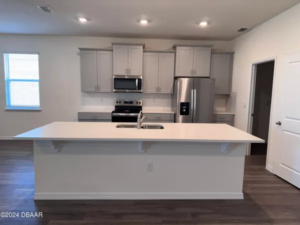 $2,895 | 341 Merimont Lane, Ormond Beach, FL 32174