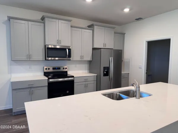 $2,895 | 341 Merimont Lane, Ormond Beach, FL 32174