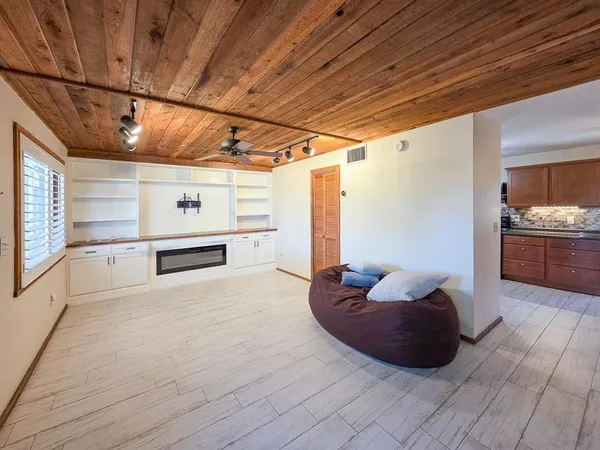 a room with wooden floor