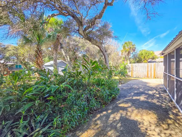 $2,500 | 1340 South Central Avenue, Flagler Beach, FL 32136