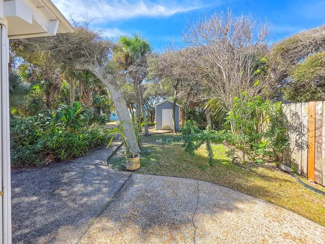 $2,500 | 1340 South Central Avenue, Flagler Beach, FL 32136