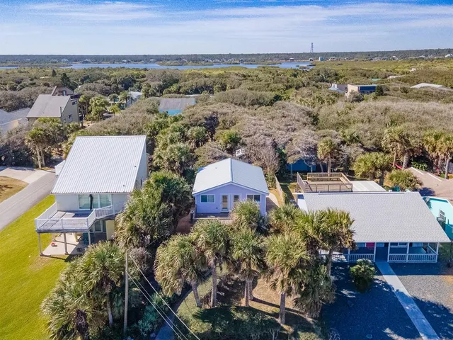 $2,500 | 1340 South Central Avenue, Flagler Beach, FL 32136