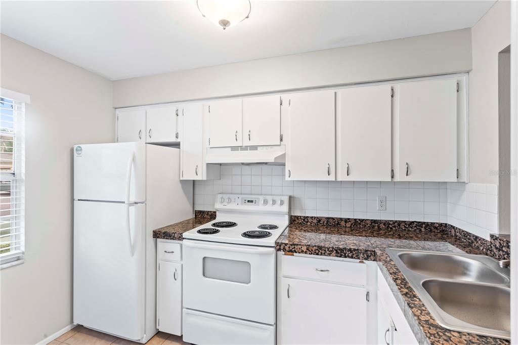 11511 113th Street, Unit 4F Largo, FL 33778 - Photo 6 of 30 Gallery Image 6