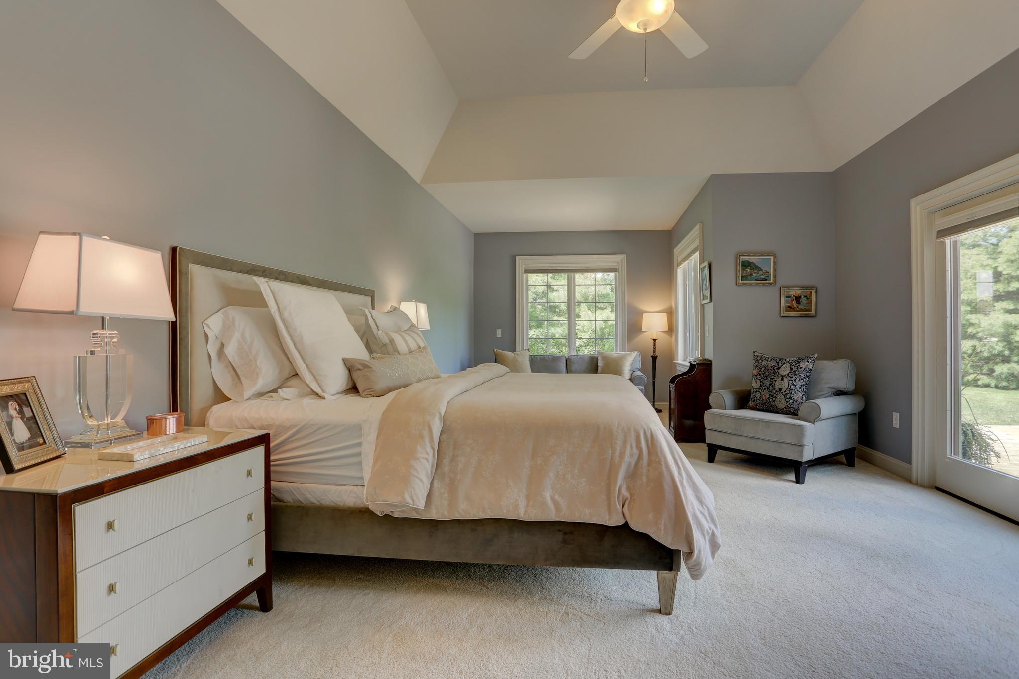 507 Dorset Street Lititz, PA 17543 - Photo 27 of 53 Owner's suite with sitting area