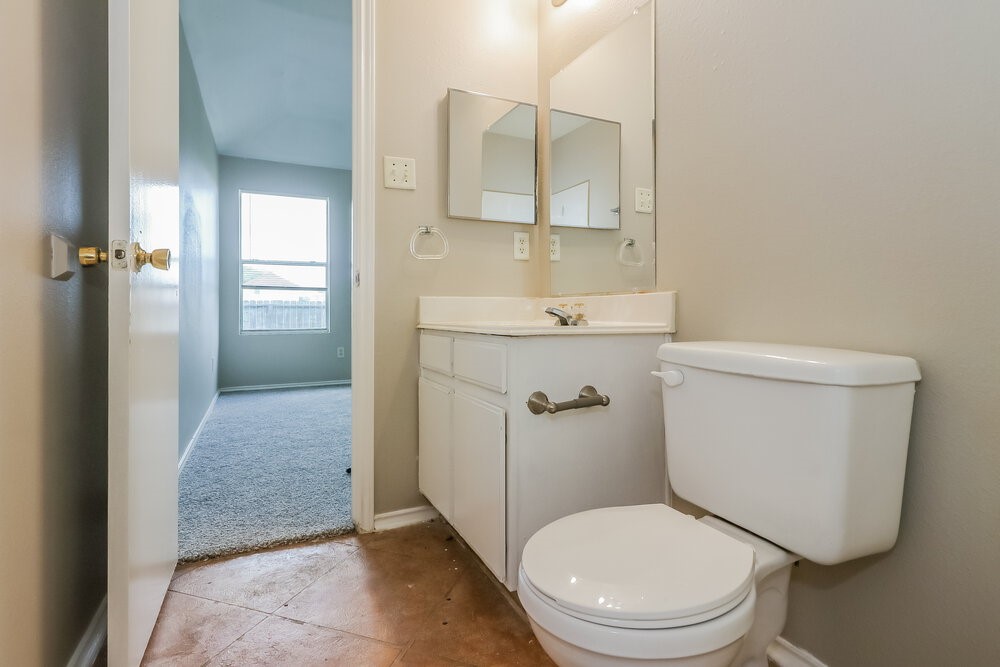12531 Roxdale Ridge Drive Houston, TX 77044 - Photo 12 of 16