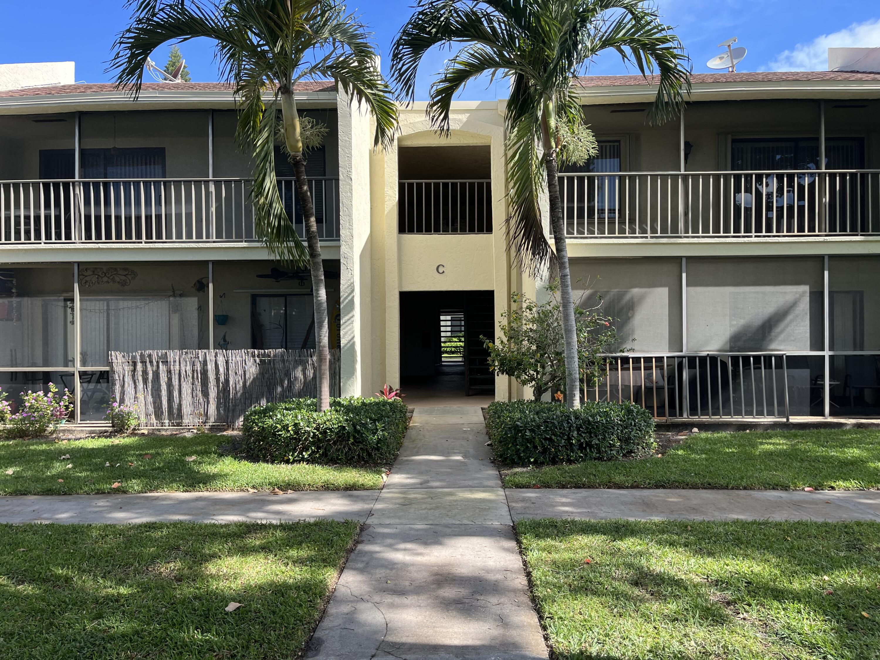 150 Pineview Road, Unit C6 Jupiter, FL 33469 - Photo 2 of 14 IMG_2048