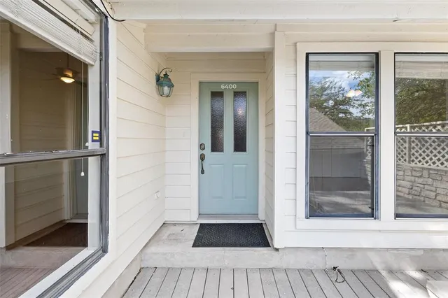 $2,400 | 6400 Paintbrush Hollow, Austin, TX 78750