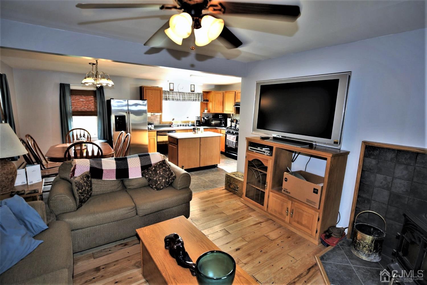 28 Major Road Monmouth Junction, NJ 08852 - Photo 6 of 39 Gallery Image 6