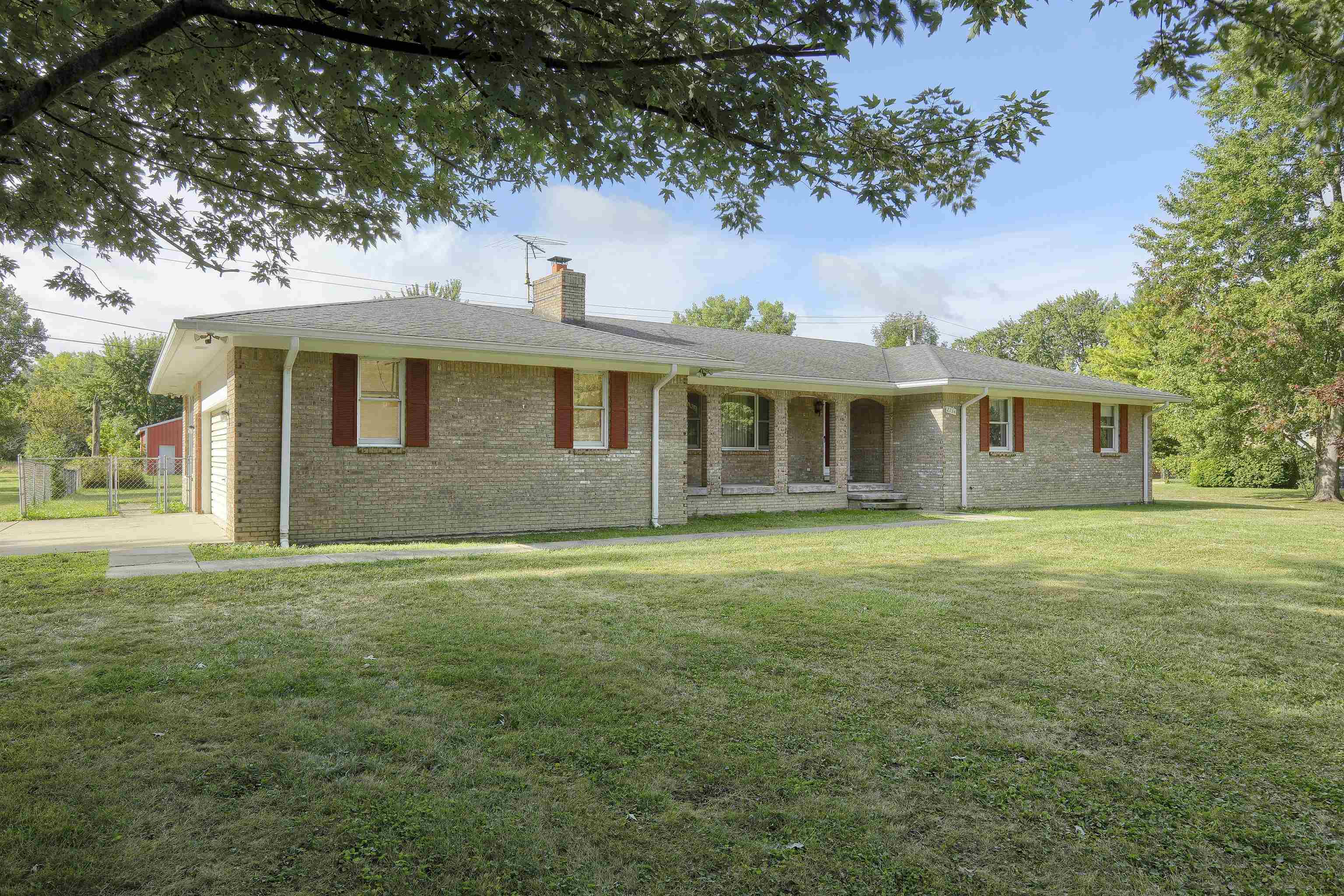 2734 East Wattles Road Troy, MI 48083 - Photo 4 of 44