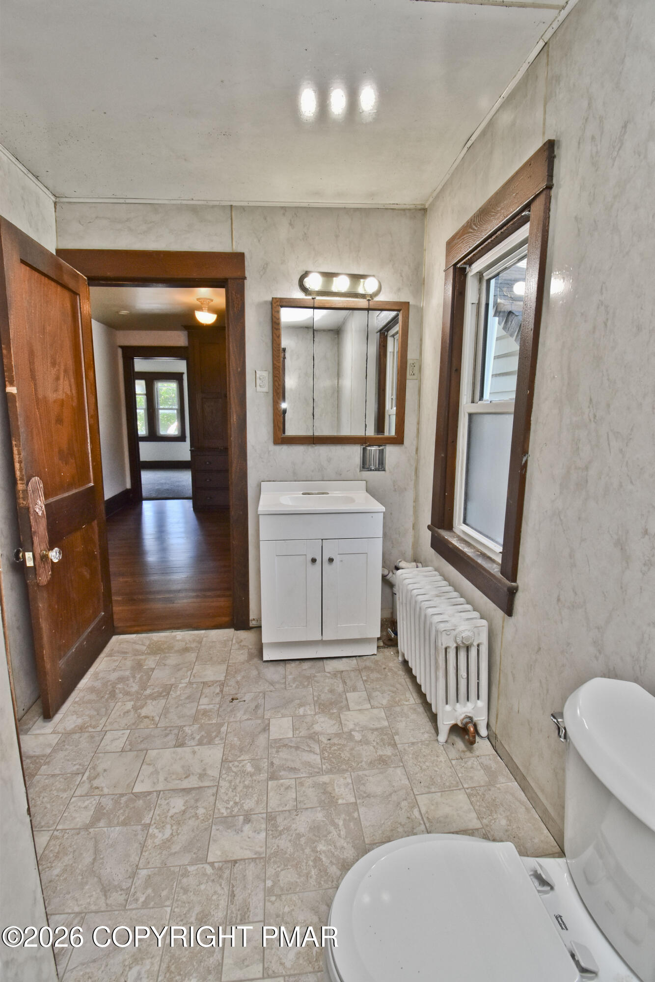 567 Interchange Road Kunkletown, PA 18058 - Photo 30 of 44 12 Bath (2)