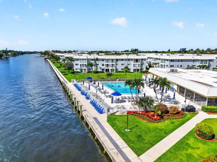 $234,900 | 25 Colonial Club Drive, Unit 205, Boynton Beach, FL 33435
