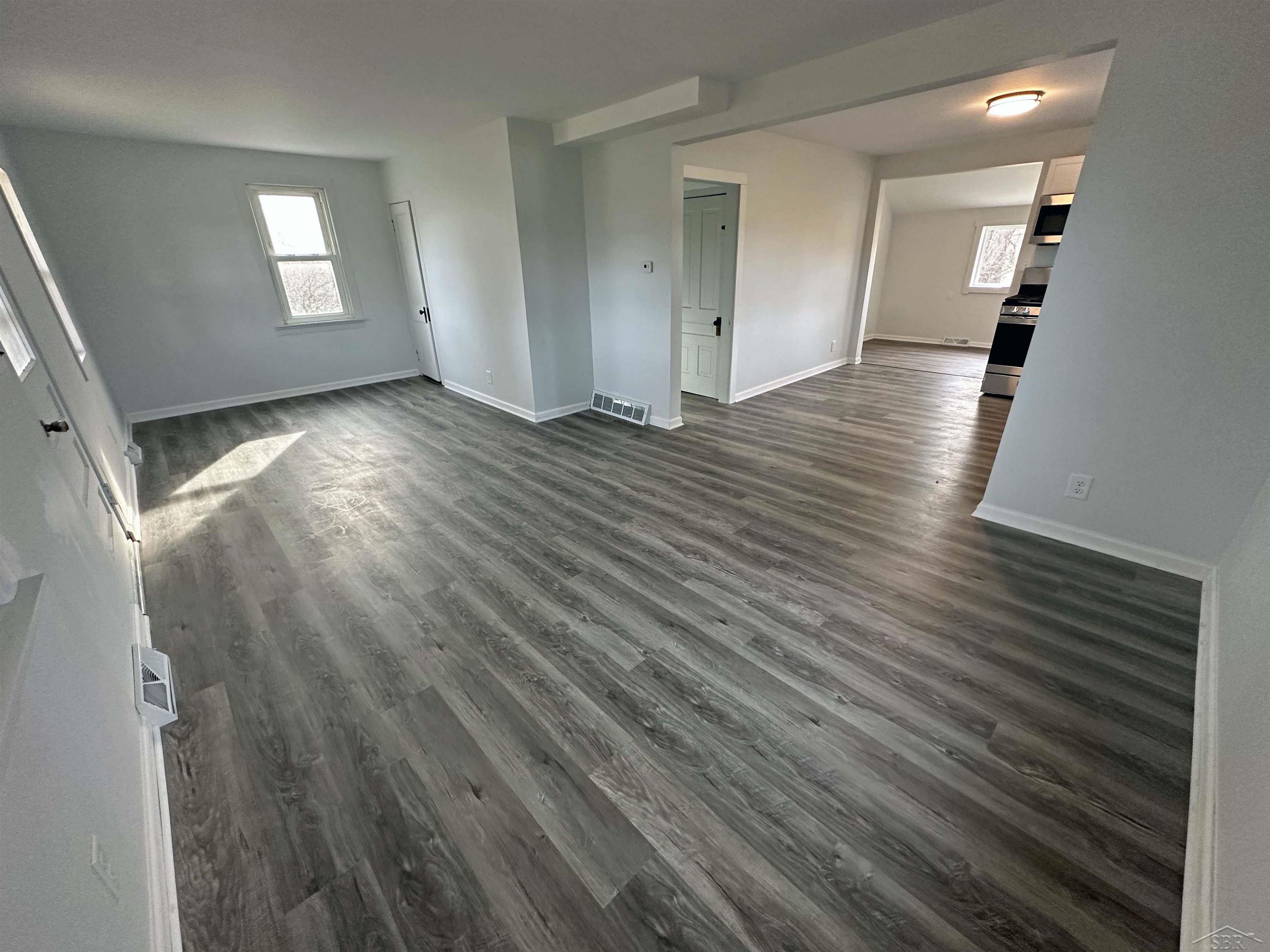 8330 Elms Road Birch Run, MI 48415 - Photo 14 of 29 50133486-6c928571-e512-4b7c-9353-5596355df5e1.JPG