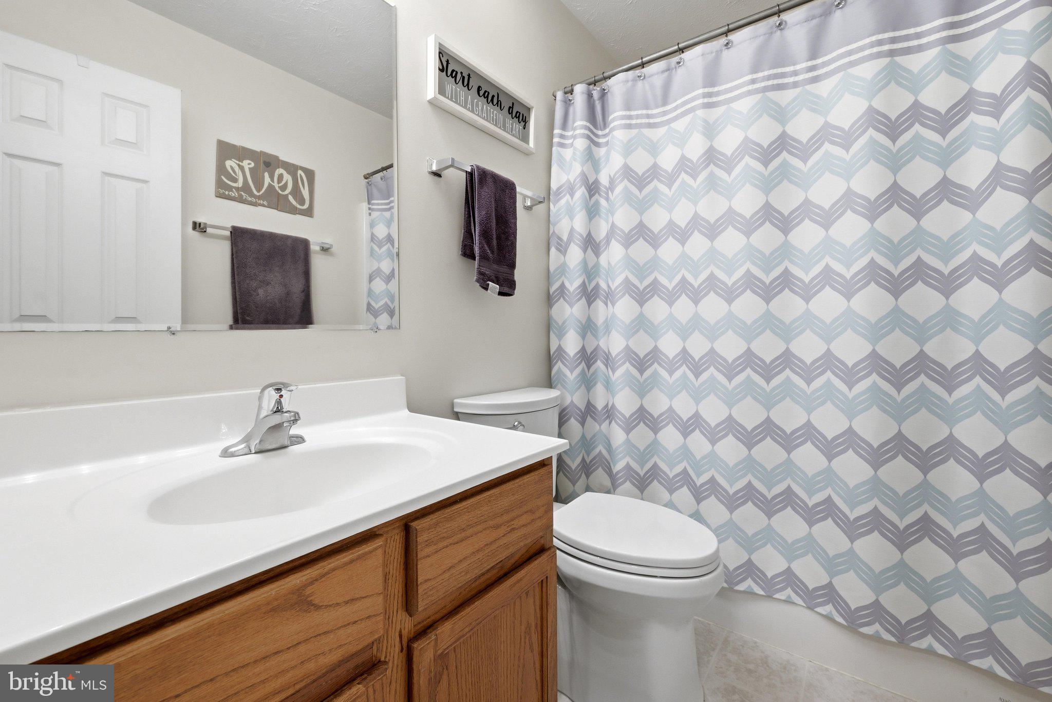 140 Peter Rabbit Drive Ranson, WV 25438 - Photo 26 of 38 Full Bathroom
