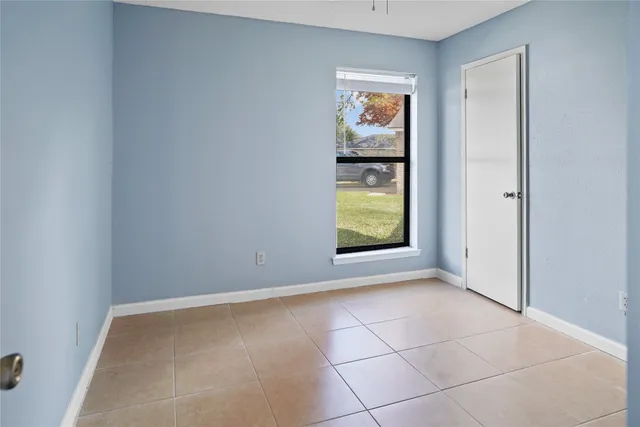 $2,000 | 2846 Mayflower Landing Court, Webster, TX 77598