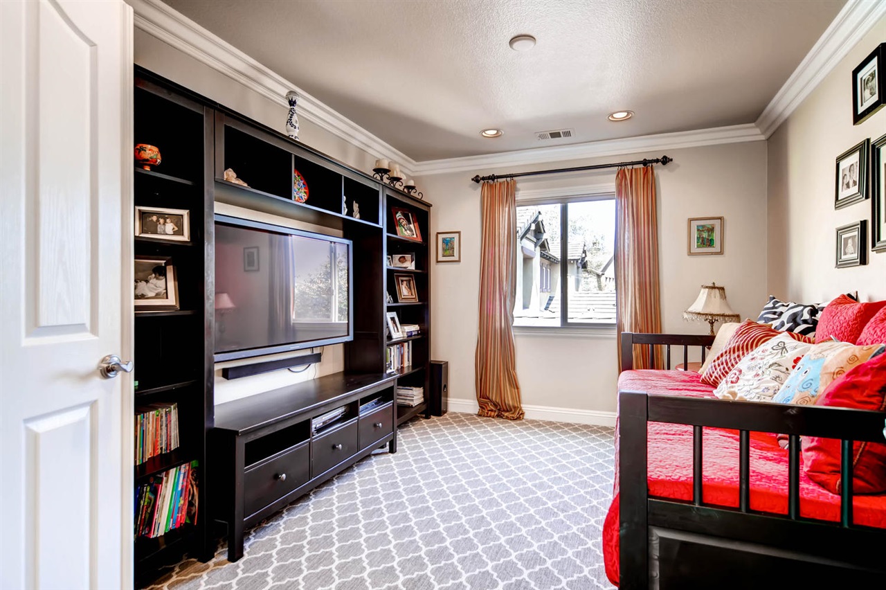 860 First Light Road San Marcos, CA 92078 - Photo 18 of 25