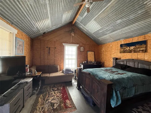 $2,400,000 | 2550 Farm To Market Road 120, Denison, TX 75021