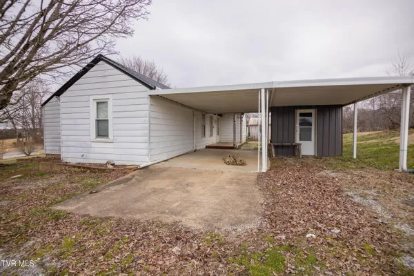 $299,900 | 7958 Blue Springs Parkway, Mosheim, TN 37818