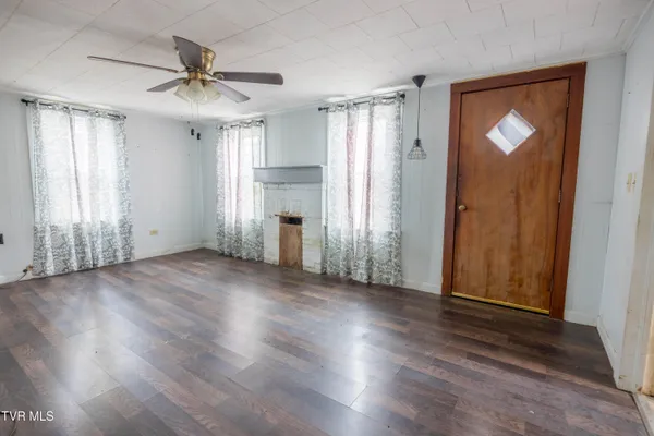 $299,900 | 7958 Blue Springs Parkway, Mosheim, TN 37818