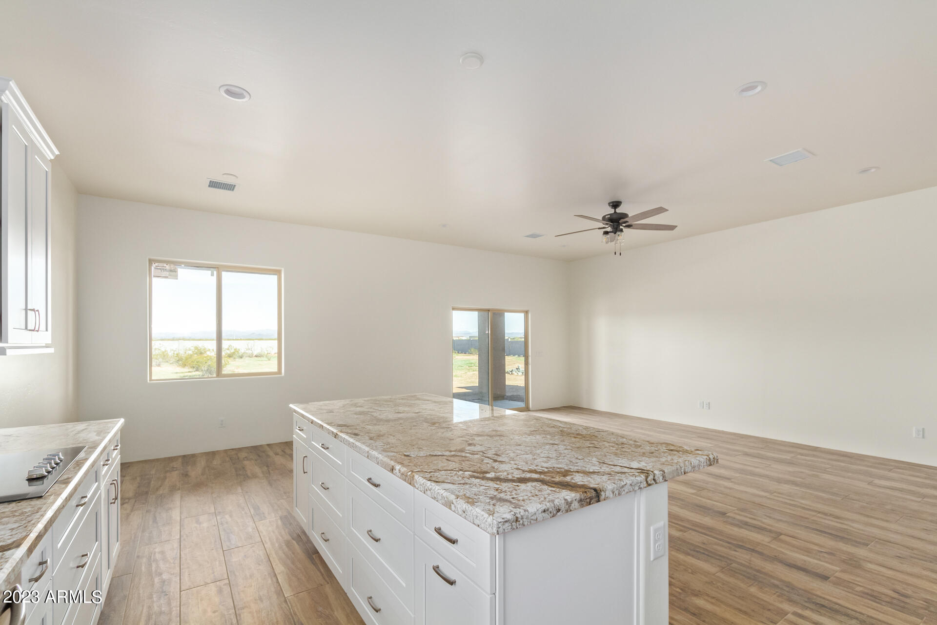 25202 West Montgomery Road Wittmann, AZ 85361 - Photo 20 of 50 Huge island