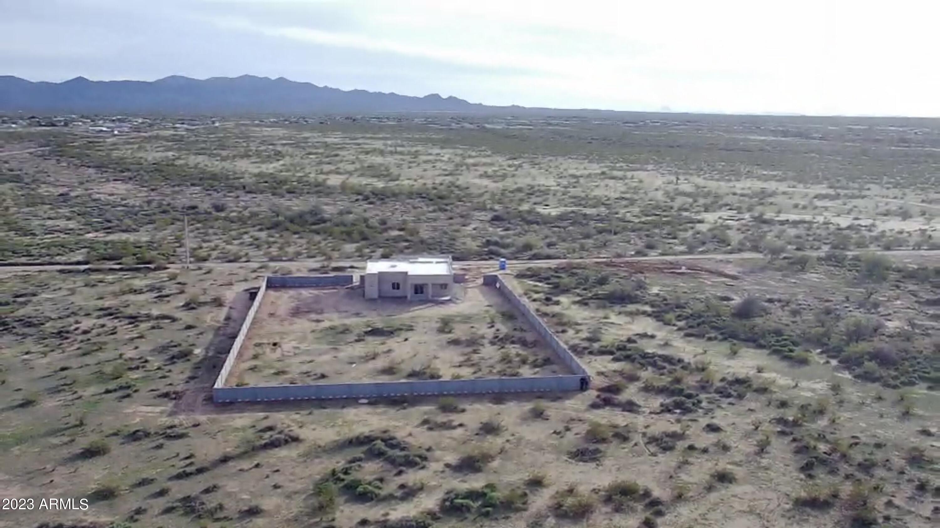 25202 West Montgomery Road Wittmann, AZ 85361 - Photo 47 of 50 E841F70F-1543-4B23-B79E-351E22A03BDC