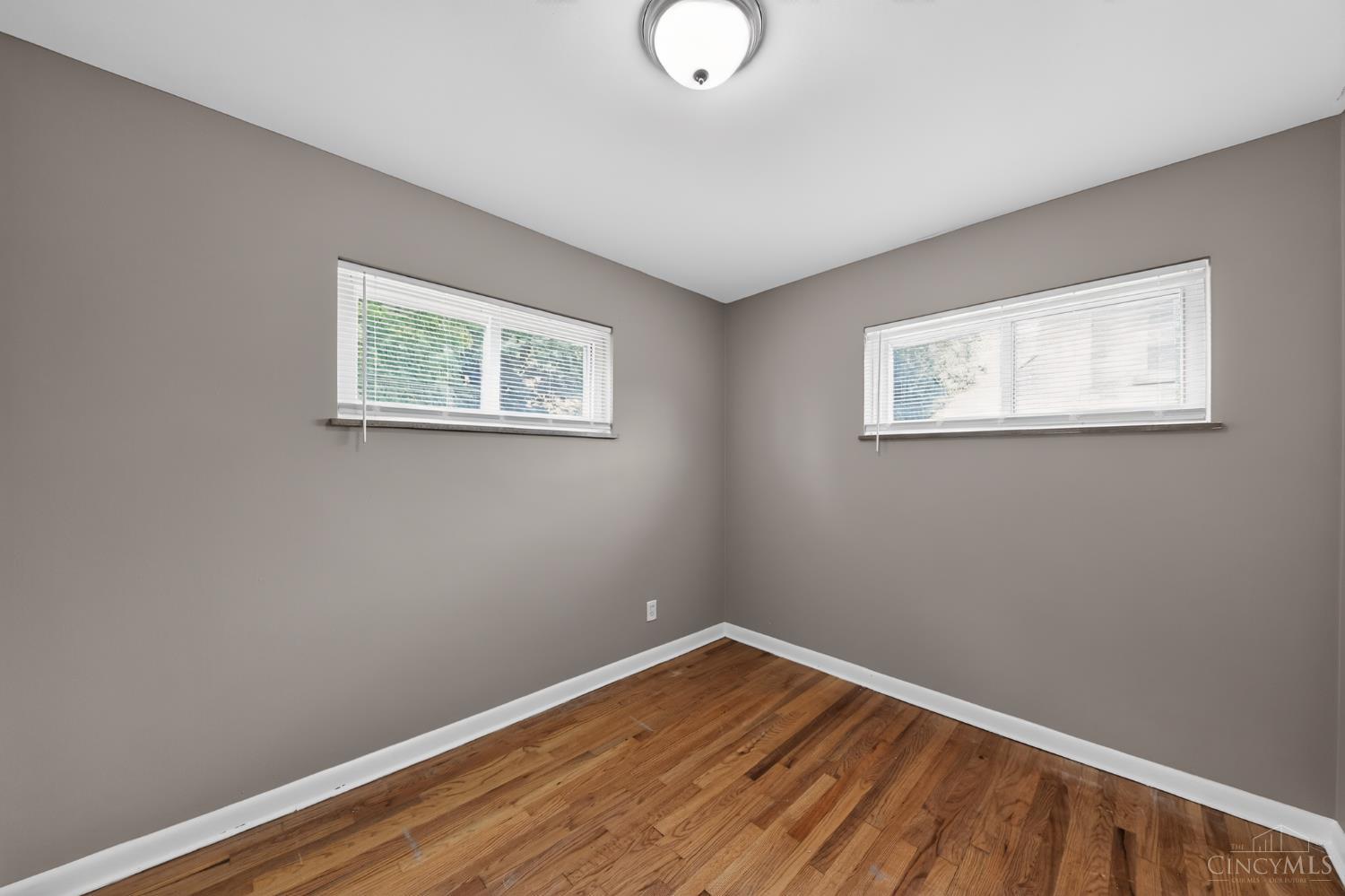 1119 Anderson Ferry Road Cincinnati, OH 45238 - Photo 19 of 31