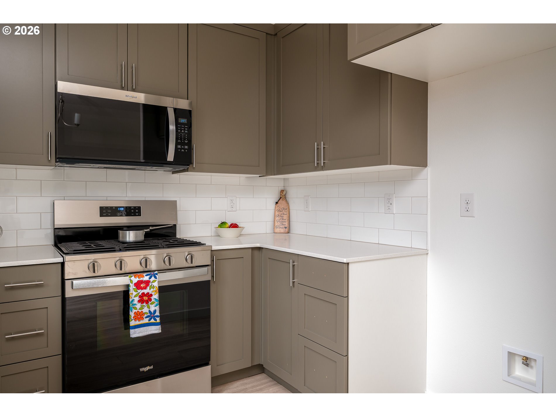 6225 Southeast Knapp Street, Unit A Portland, OR 97206 - Photo 15 of 32