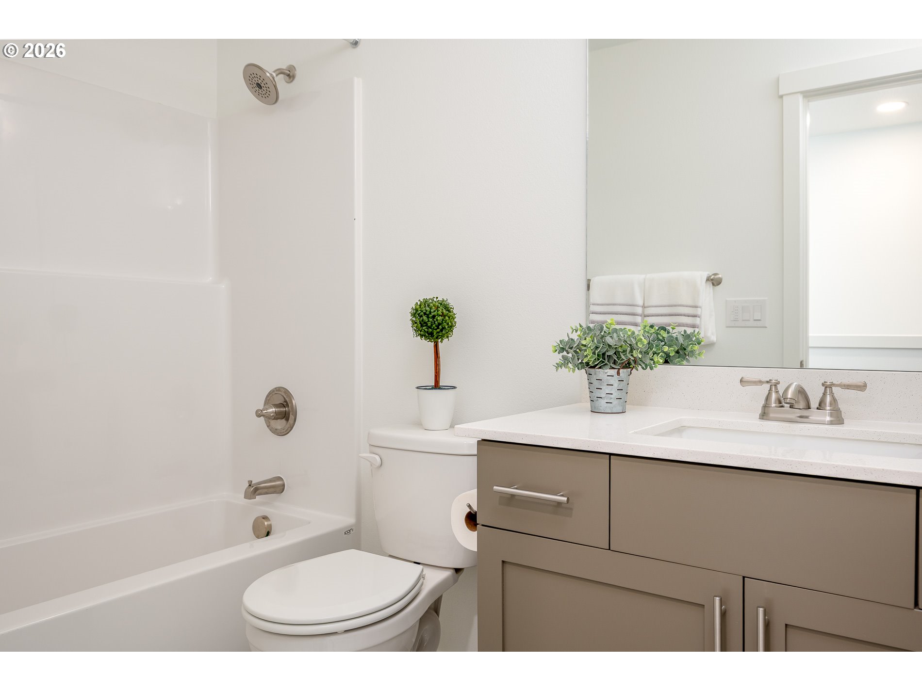 6225 Southeast Knapp Street, Unit A Portland, OR 97206 - Photo 25 of 32