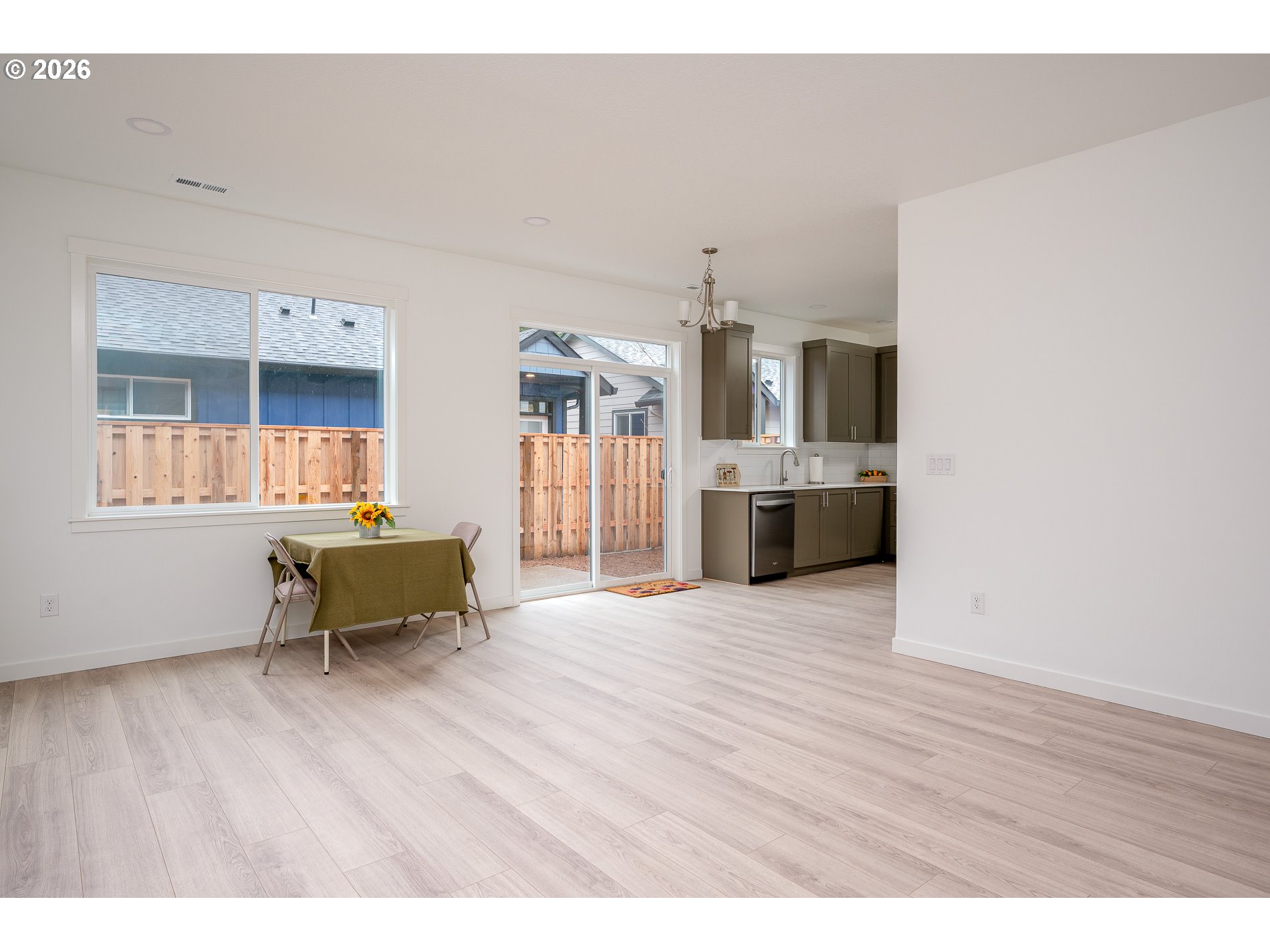 6225 Southeast Knapp Street, Unit A Portland, OR 97206 - Photo 6 of 32