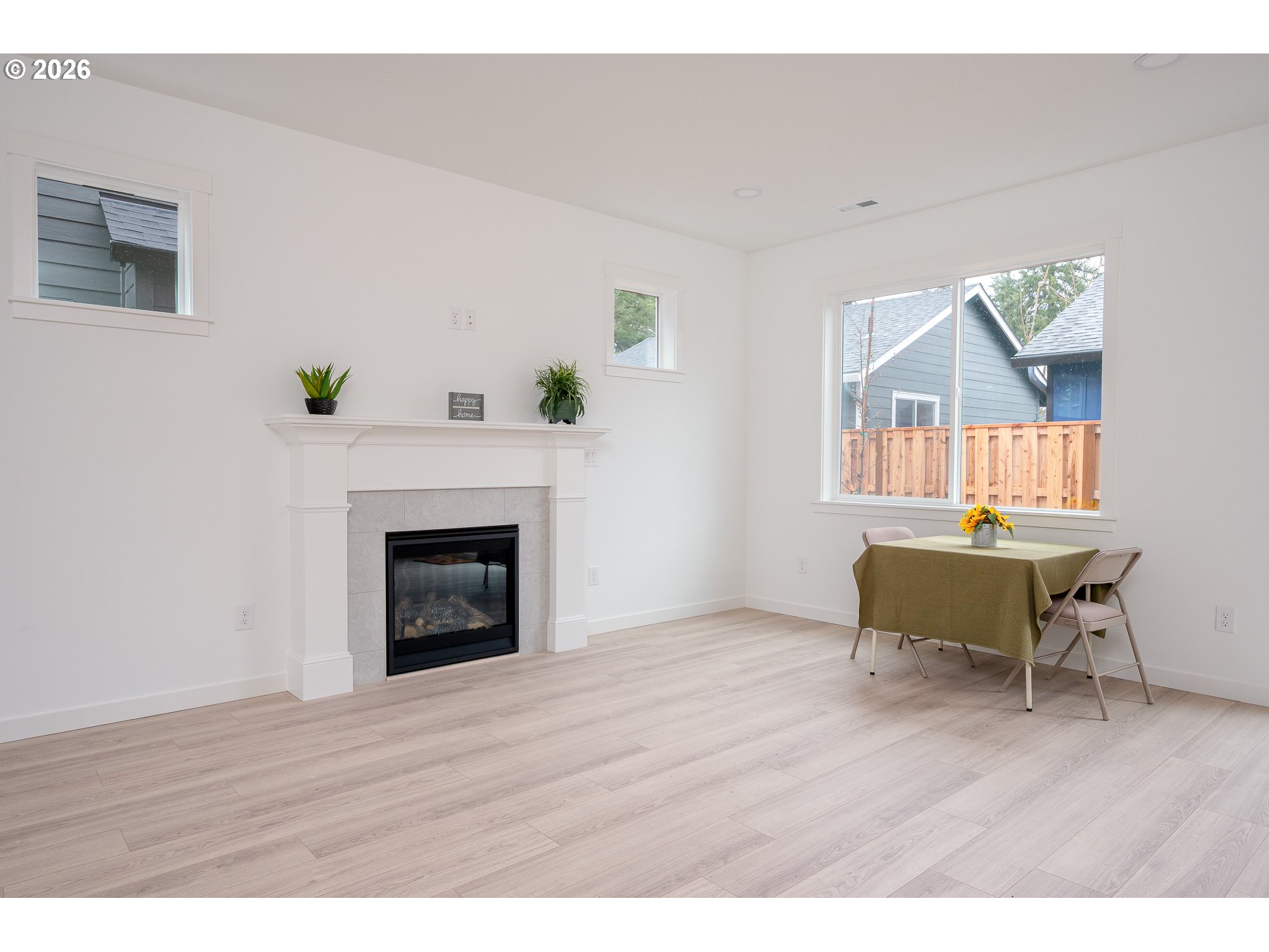 6225 Southeast Knapp Street, Unit A Portland, OR 97206 - Photo 7 of 32