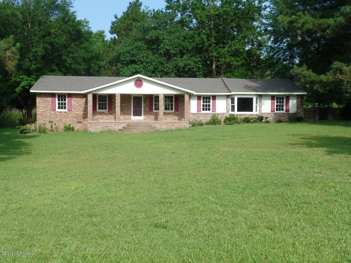 1312 Mears Road Clarkton, NC 28433 - Photo 1 of 16 Front - 1312 Mears Ln.