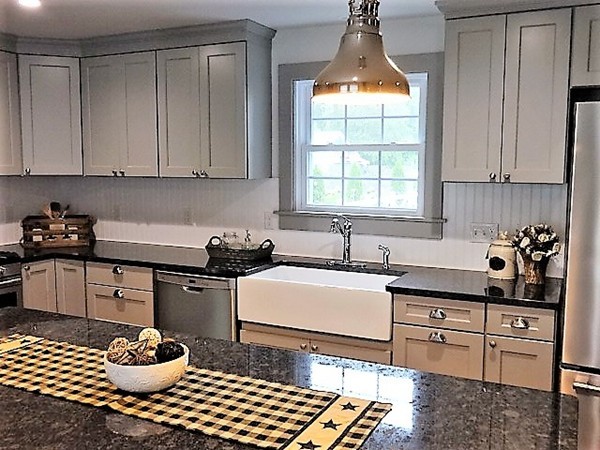 365 Old County Road Westport, MA 02790 - Photo 2 of 25 Gallery Image 2