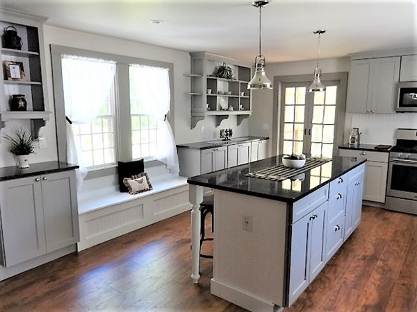 365 Old County Road Westport, MA 02790 - Photo 3 of 25 Gallery Image 3