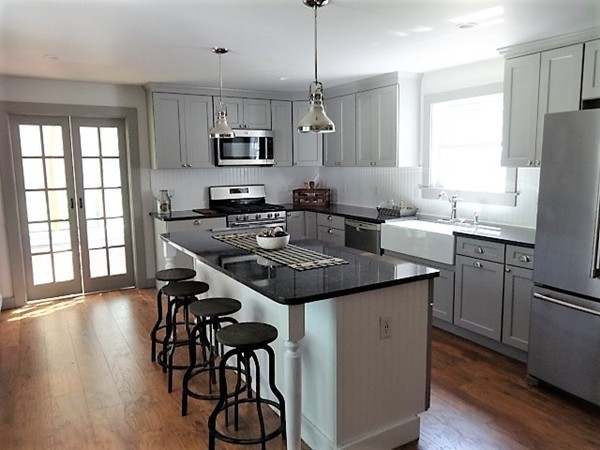 365 Old County Road Westport, MA 02790 - Photo 4 of 25 Gallery Image 4