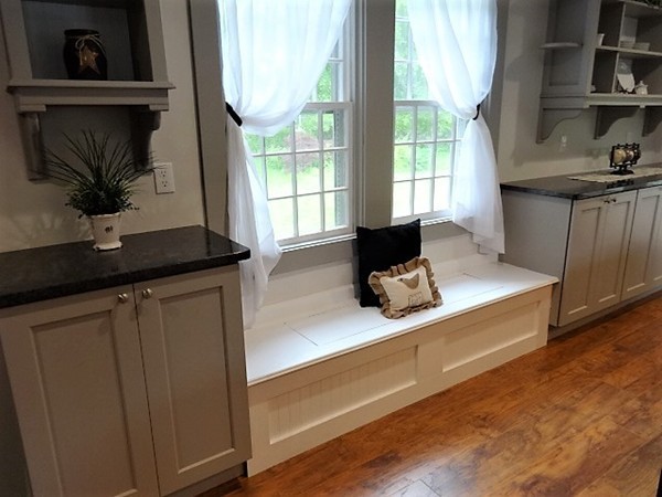 365 Old County Road Westport, MA 02790 - Photo 5 of 25 Gallery Image 5