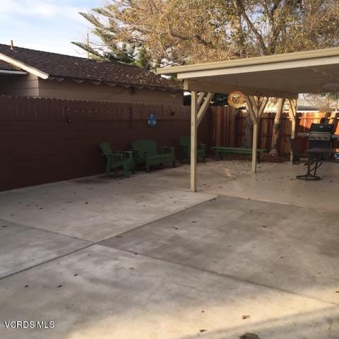 328 Brucker Road West Oxnard, CA 93033 - Photo 18 of 21 backyard
