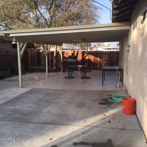 328 Brucker Road West Oxnard, CA 93033 - Photo 10 of 21 backyard