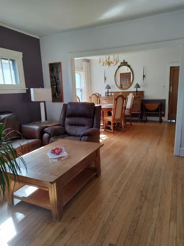 $309,000 | 4220 Arthur Avenue, Brookfield, IL 60513